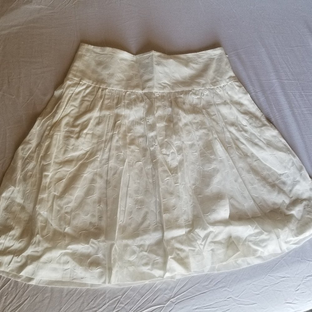 Club Monaco white circle textured skirt